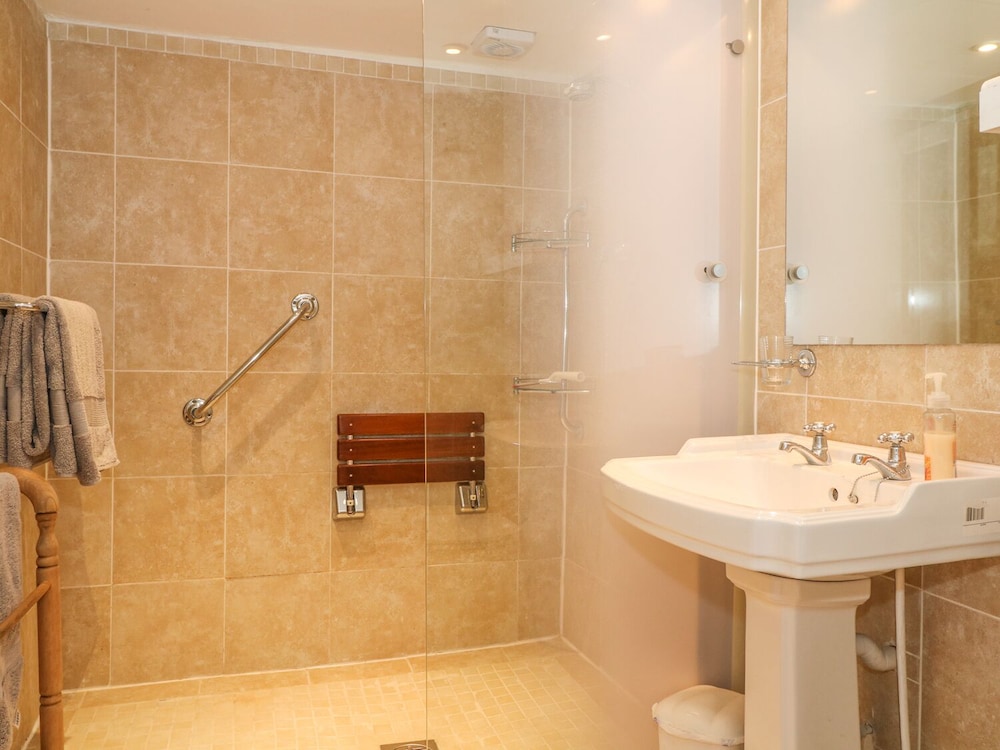Woodend Annexe