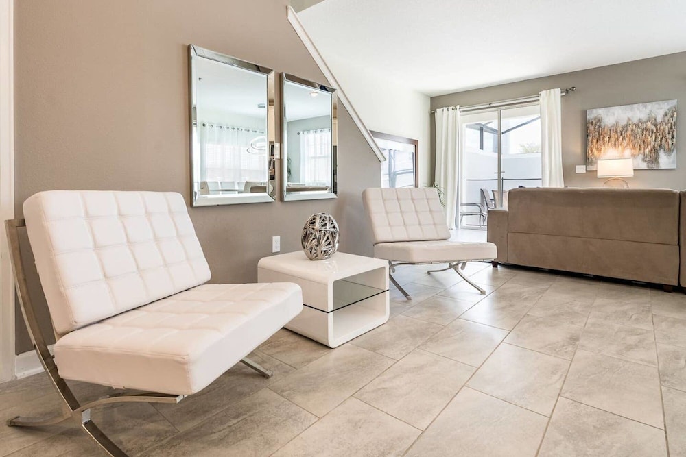 Pleasant House in Storey Lake - Image 4