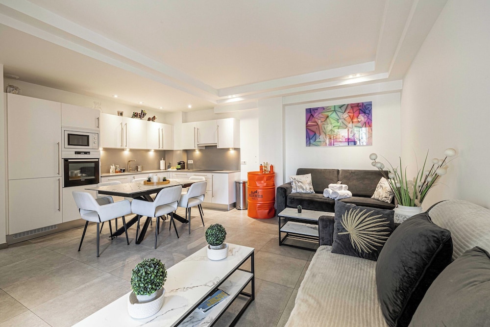 Modern apt With Balcony - Cannes/croisette