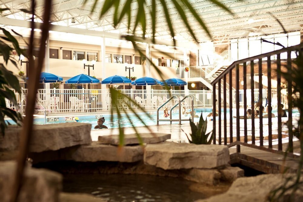 Garden Hotel and Conference Center view 3