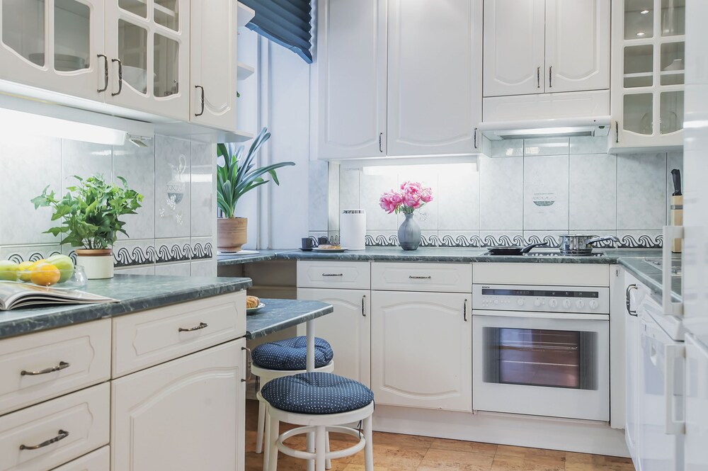 GM Apartment Staropimenovskii 16