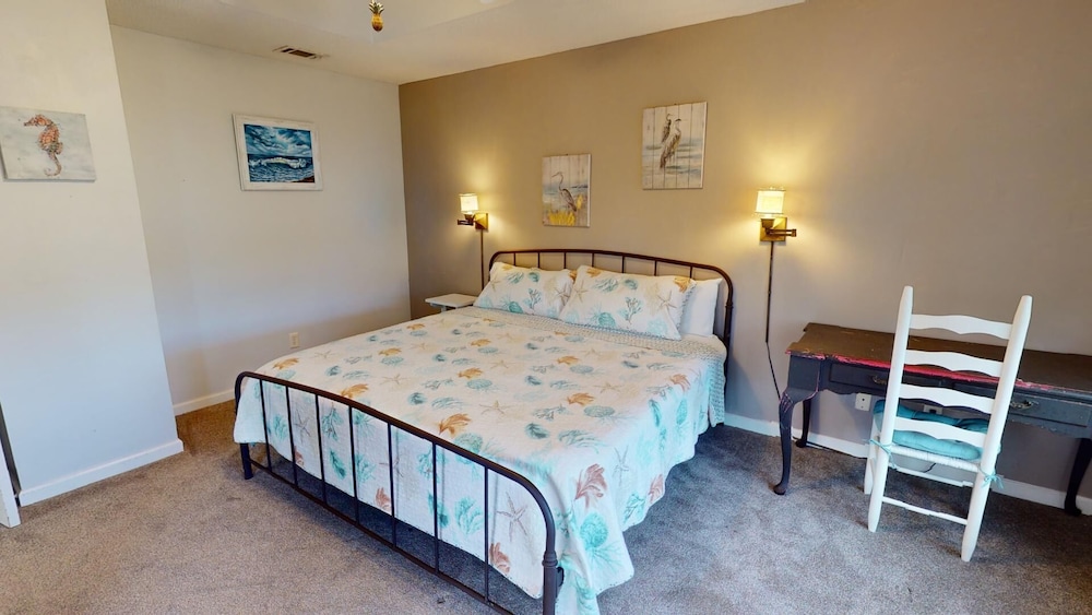 Rest Your Case - 2 Gabby Lane by Tybee Vacation Rentals