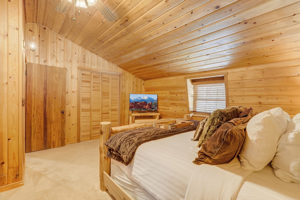 Log Lodge