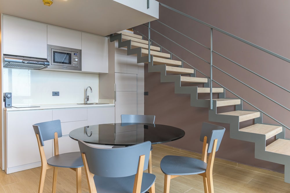 Jounieh Living - Residences by Local Host