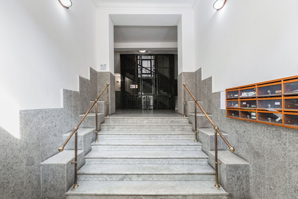 3-Bedroom Home Near Trastevere Station