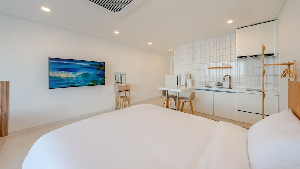 Donghae Badadam Ocean View Spa Pool Vill