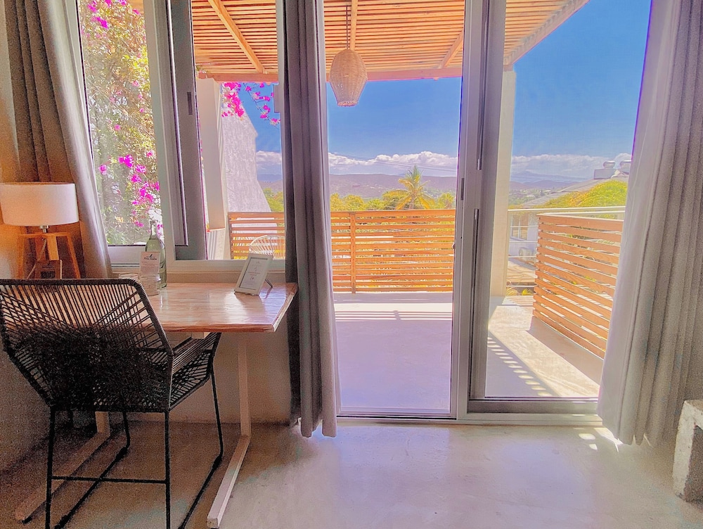 Perro Surfero Hotel Boutique - Todos Santos, BCS