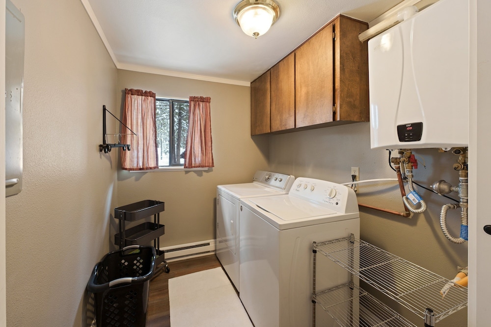8 East Butte Ln 3 Bedroom Home