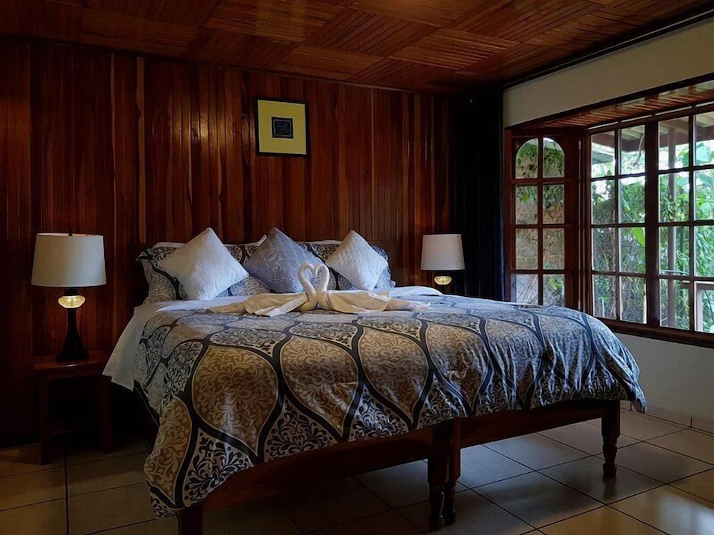 El Santuario Ecolodge