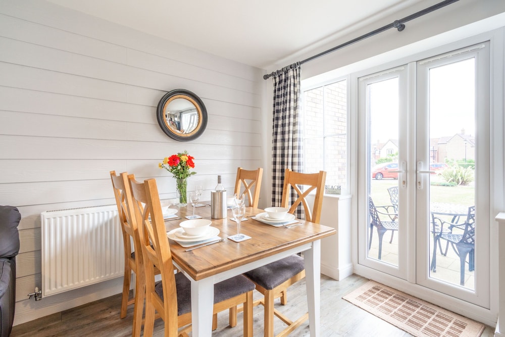 Lilipad Cottage