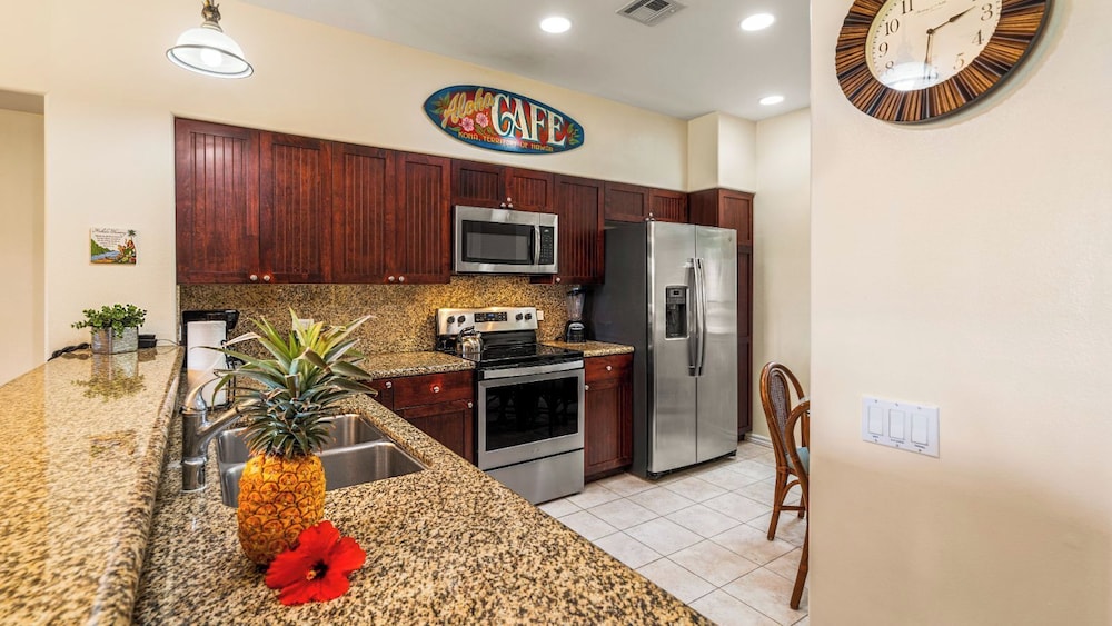 Concierge Included - Ground Floor With Lake Views - Near Shopping Center - Vrkcv