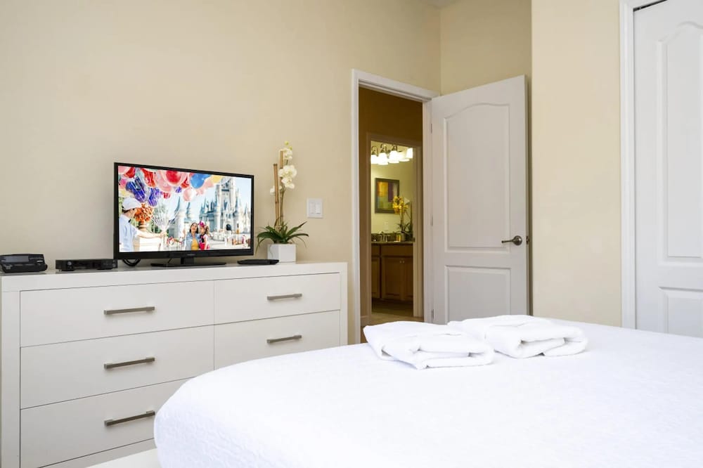Paradise Palms Resort, Just Minutes From Disney!!!!