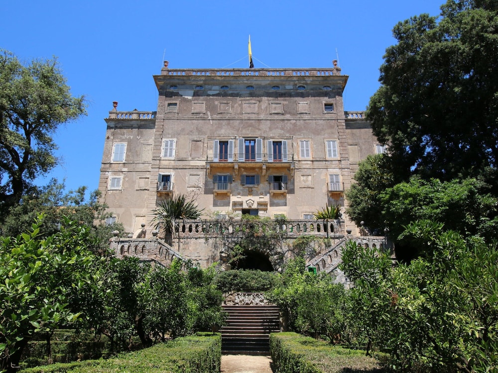 Belvilla by OYO Residenza Villa Borghese view 3