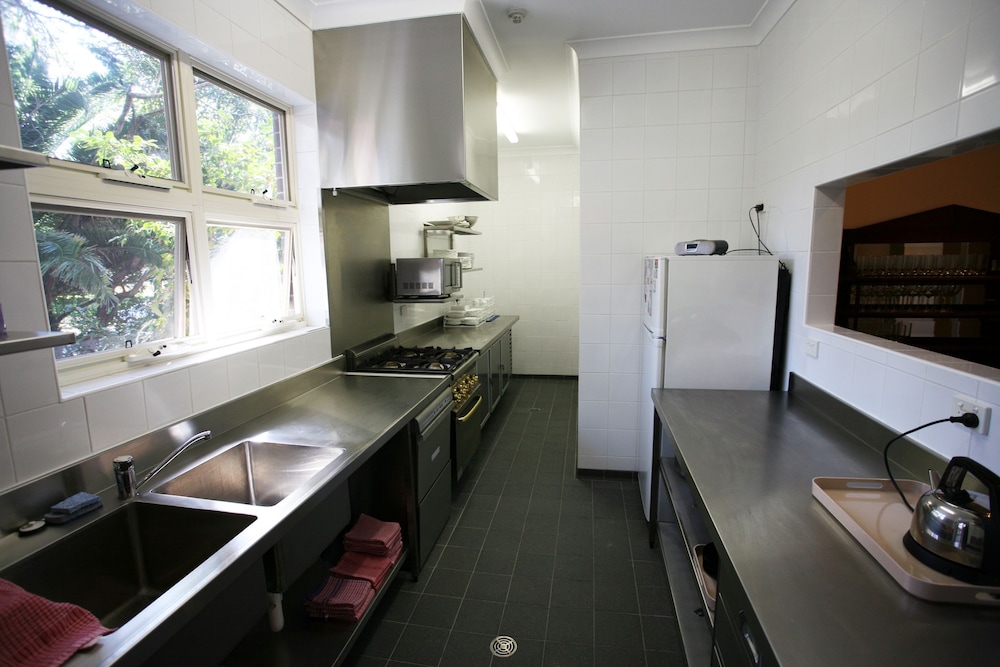 Darcys Hotel at Homebush