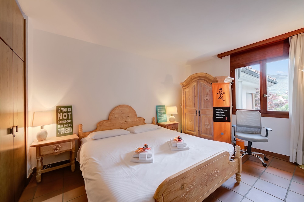 Deby Home view 5
