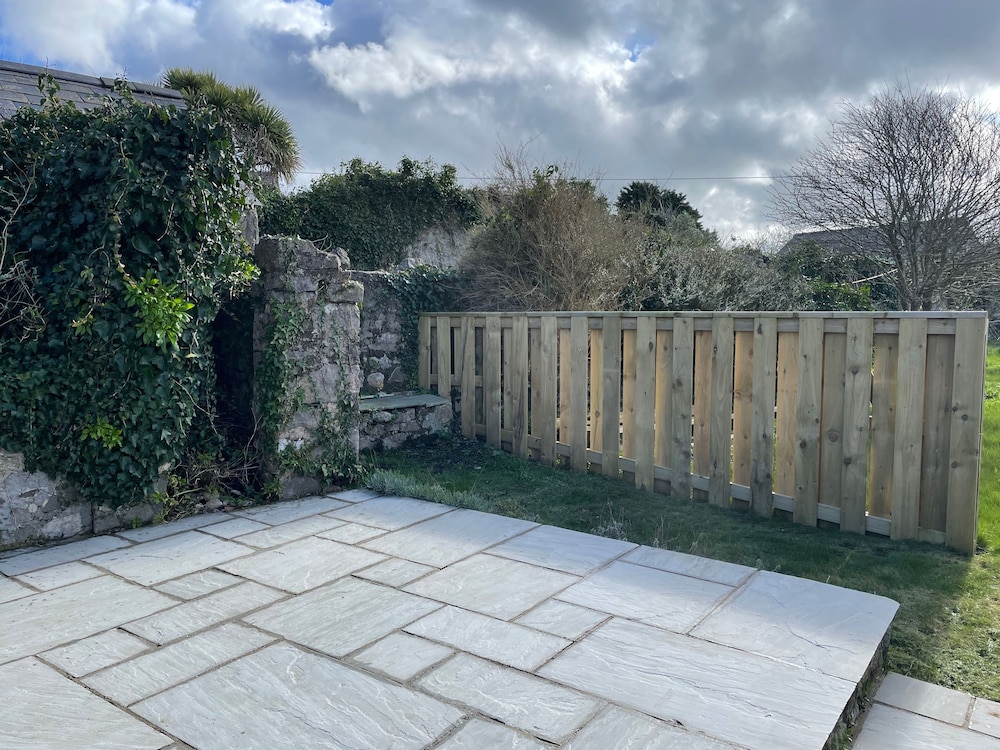 10 Westgate Hill