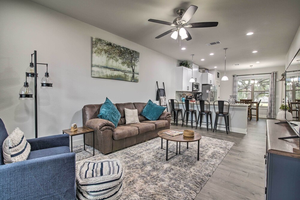 Lago Vista Townhome Near Lake Travis! - Property Image 29