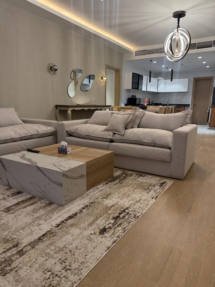 Alsawah Wide 3BR APT in aeon towers