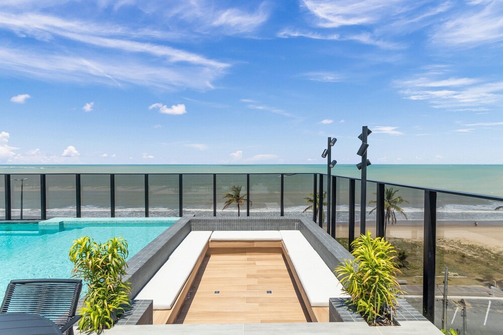 Beach Haus by Carpediem