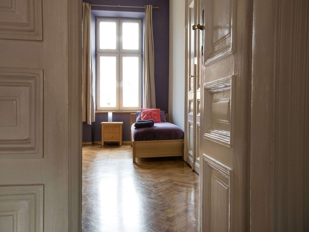 Spacious and Comfortable Flat in Krakow view 5