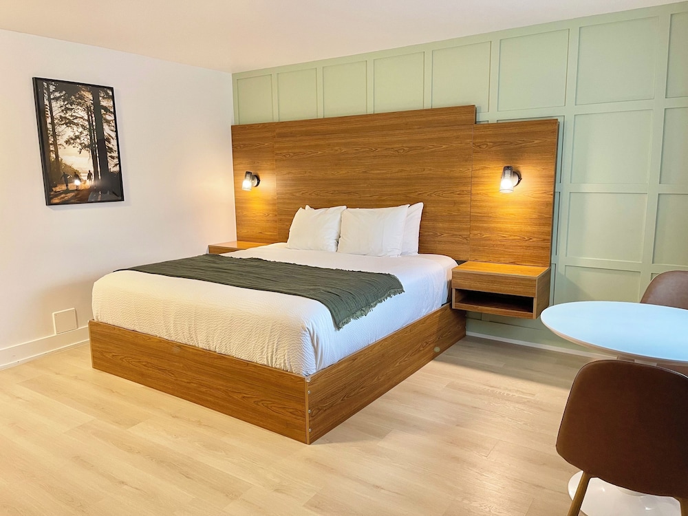 Ucluelet Wildwood Inn