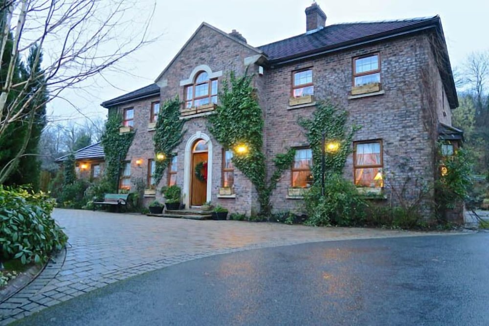 Hotel Tirconaill Lodge - Image 1