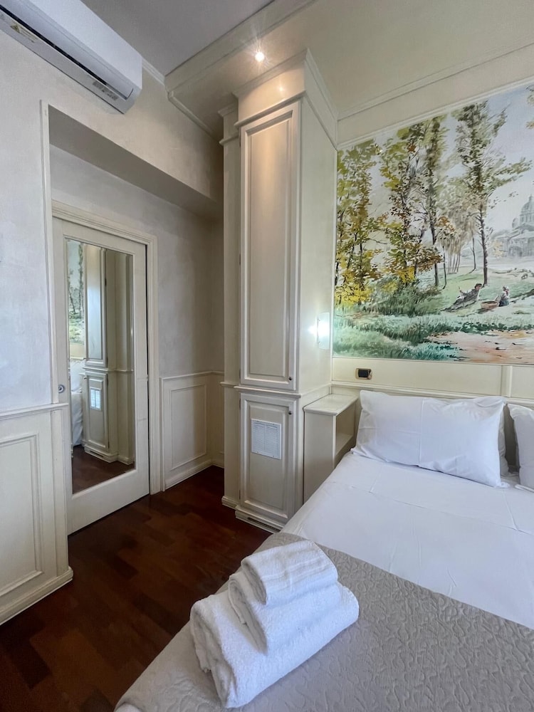 Dama Opera Elegantia Rooms