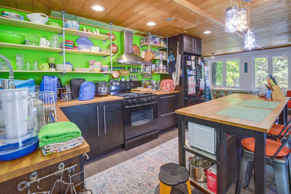 Strawberry Cabin Rental w/ Deck  Mountain Views! - Property Image 21