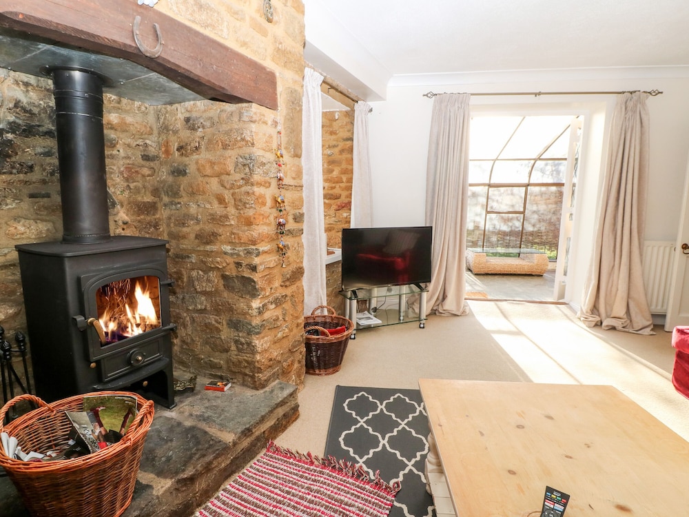Stone Wheel Cottage view 5