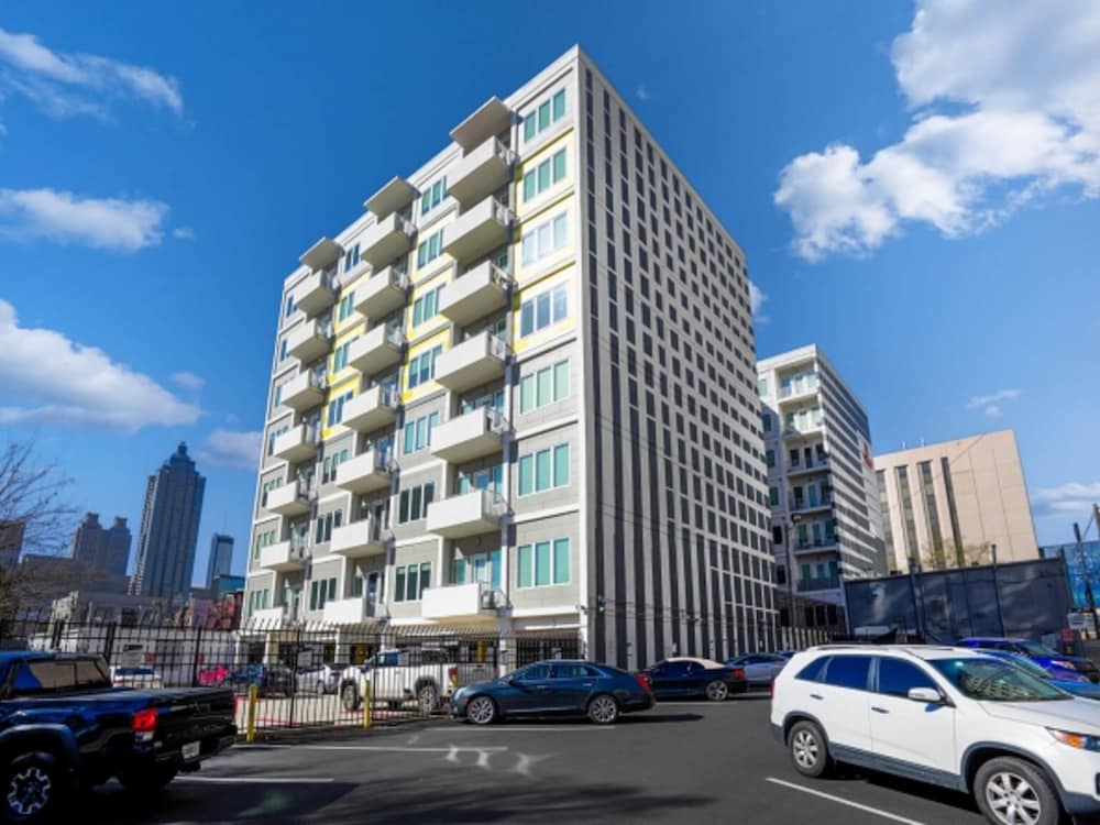 Midtown 1br Fully Furnished Apartment - Great Location! 1 Bedroom Apts