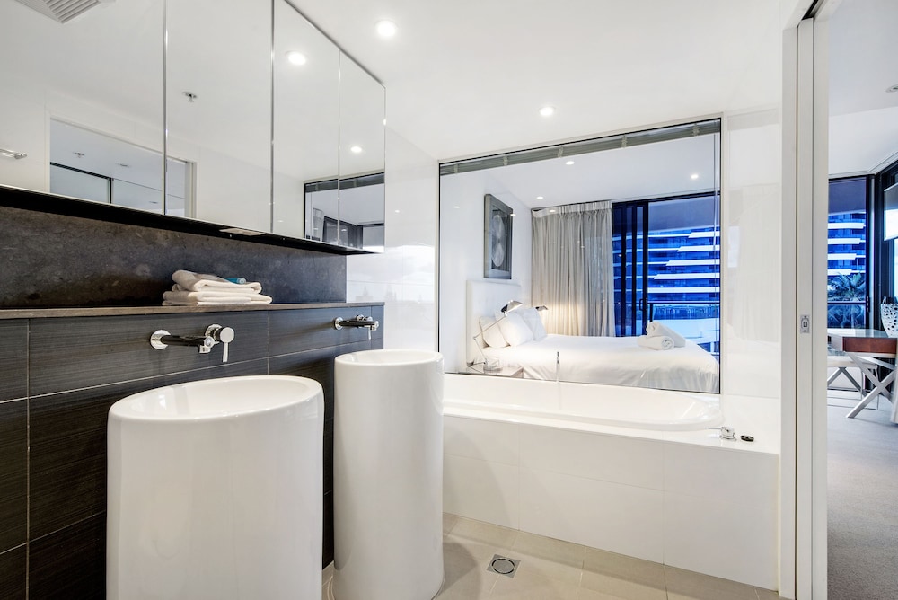 Oracle Boulevard - Private Apartments