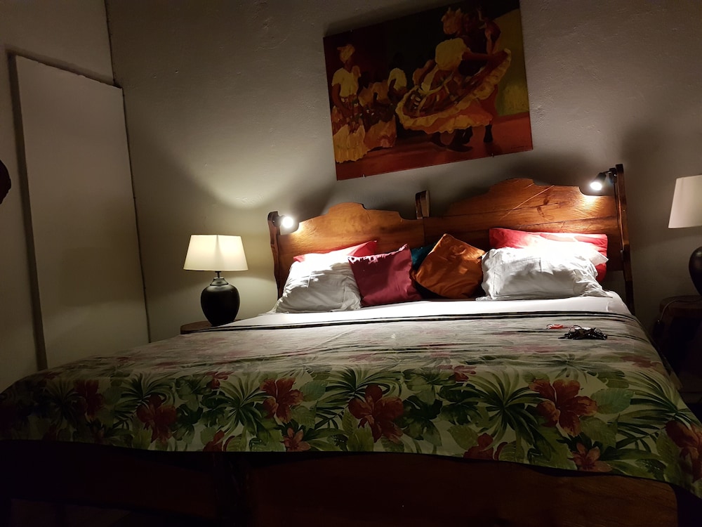 Hibiscus Valley Inn