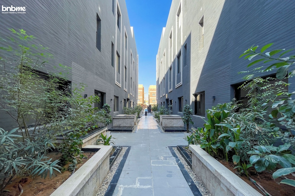 bnbmehomes-2BR nr Boulevard City-D13