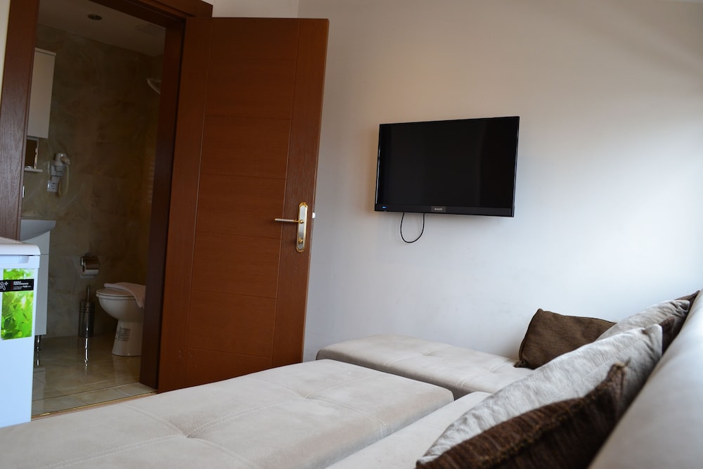 Seven Days Otel - Image 18