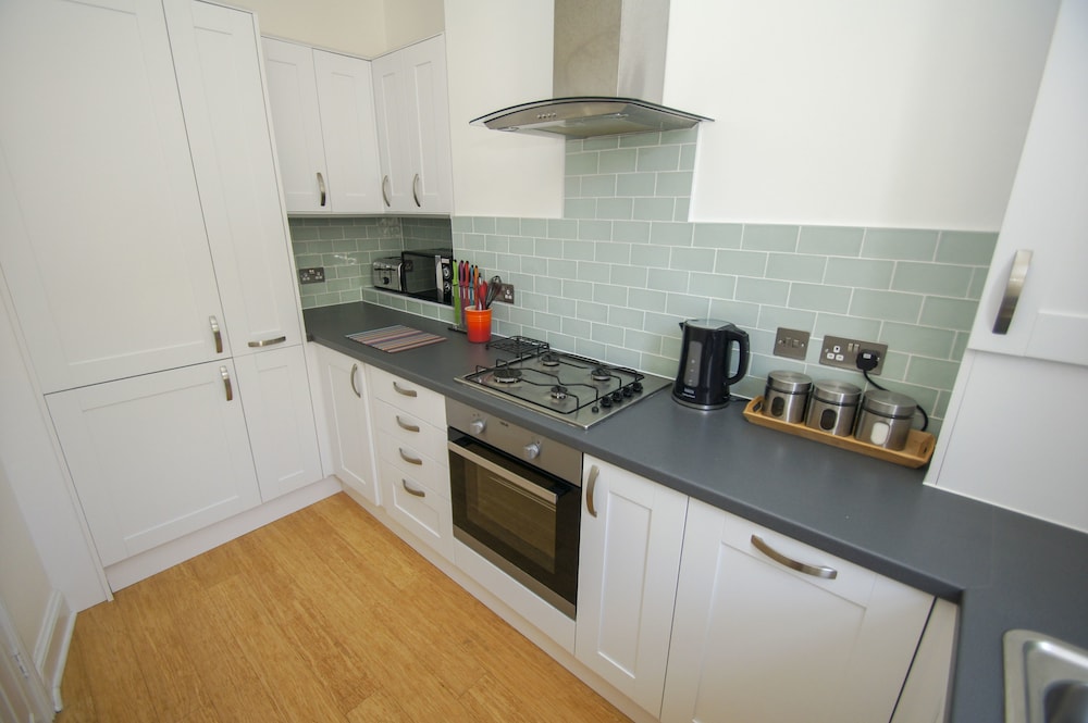 Regency Apartment Sea View by Brighton Holiday Lets