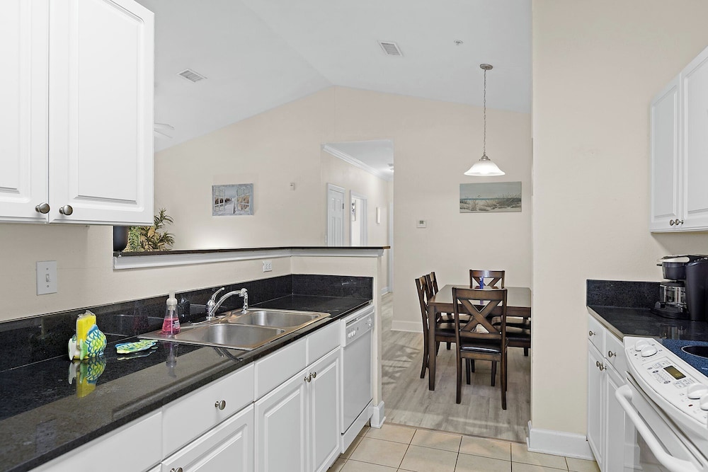 Park Avenue 214 by Southern Vacation Rentals