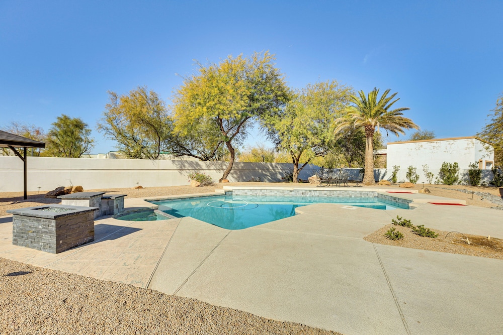 Luxury Scottsdale Home w/ Private Pool & Gas Grill