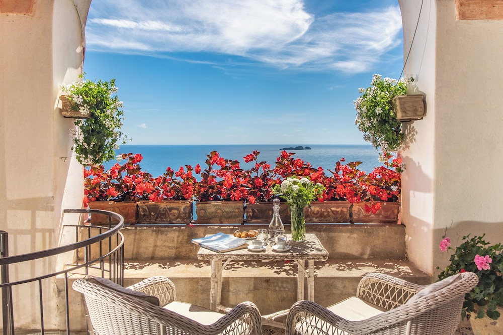 Villa Magnificient View On The Amalfi Coast & Pool