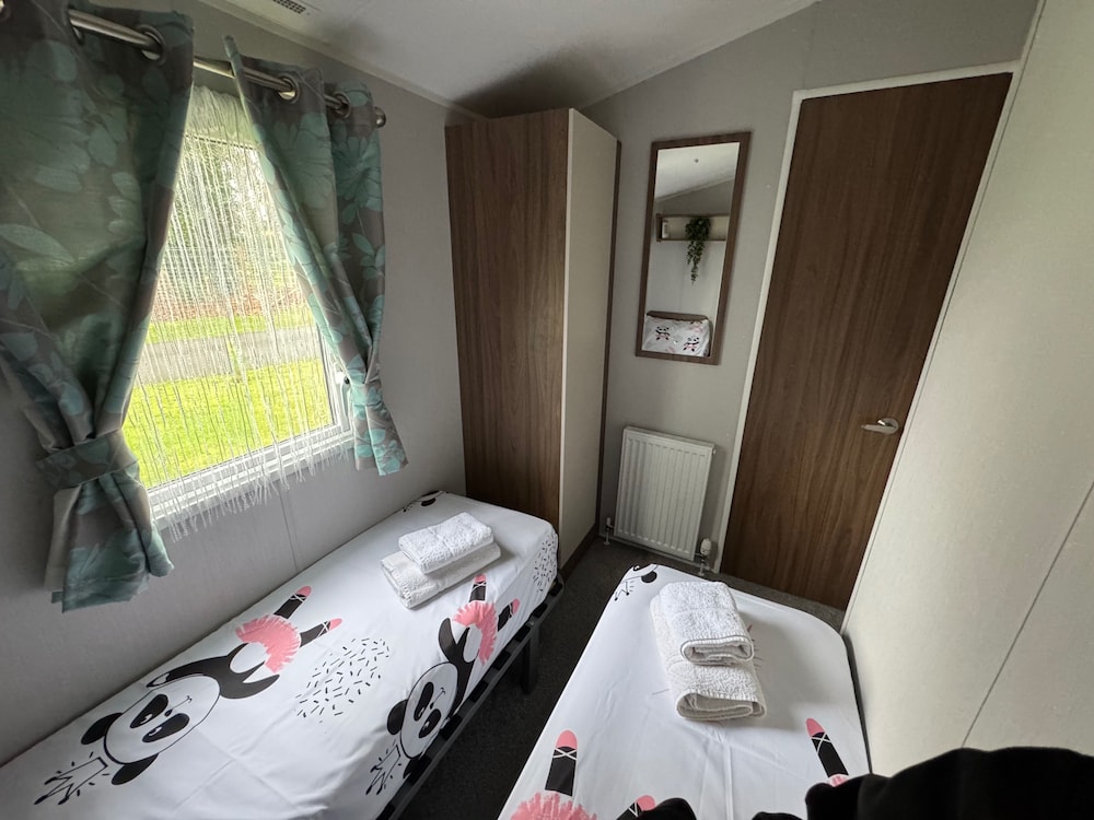 Haggerston Castle - Caravan - Sleeps 6 - Parking
