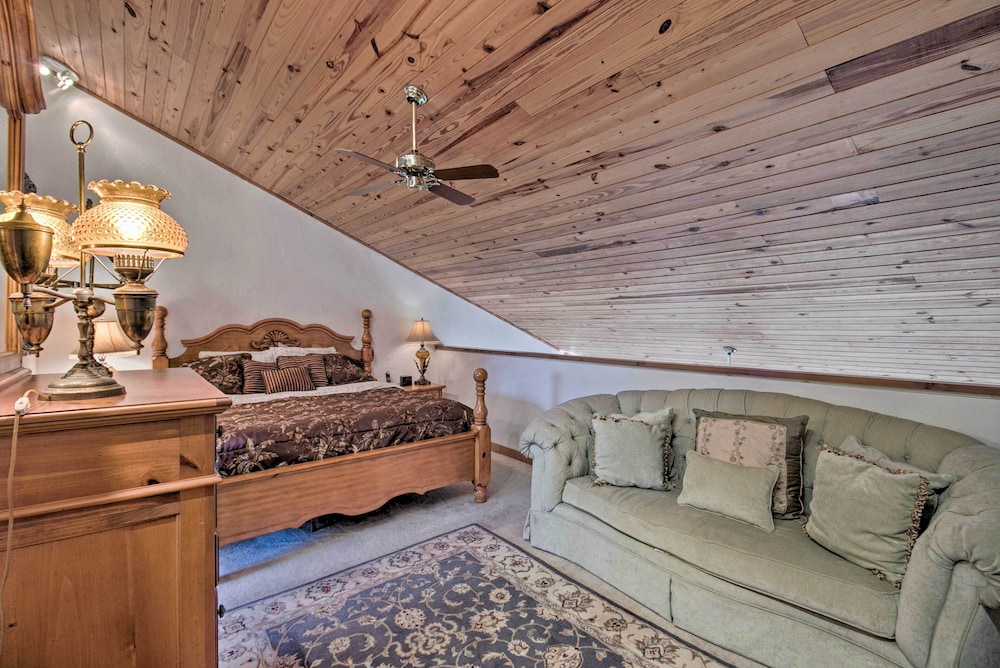 Palm Beach Retreat w/ Pool: 1 Mi to PGA Golf - Property Image 17