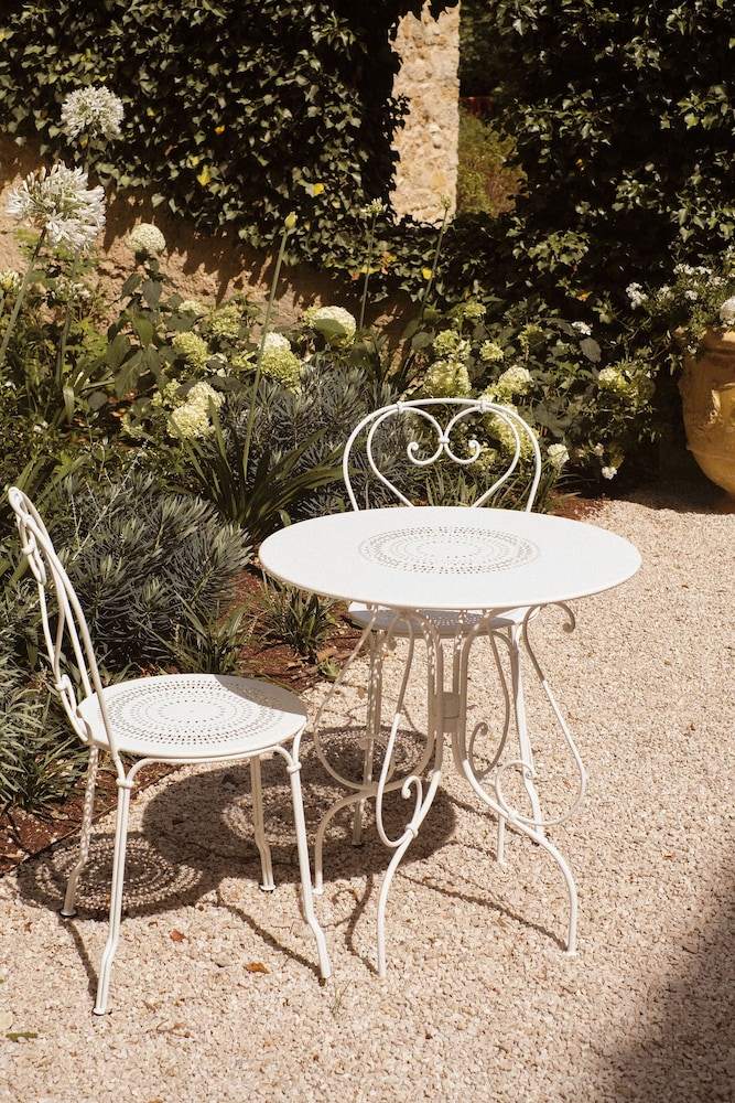 Le Galinier, Lourmarin, a Beaumier Guesthouse