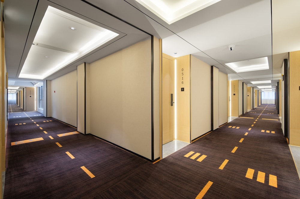 Guangzhou Baiyun Airport Rezen Select Hotel