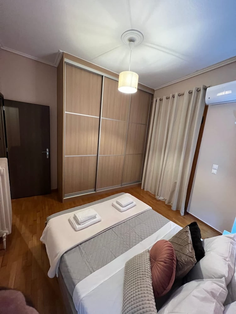 Alimos Cozy Getaway Close to the Beach