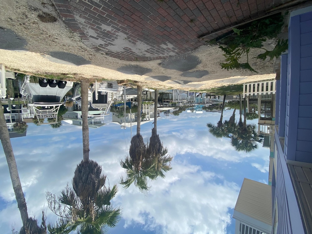 The Gulfview Grandeur