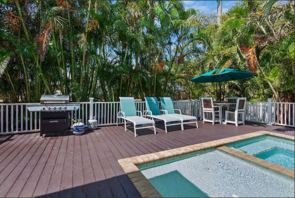 Sunset & Sand 4 Bedroom Townhouse