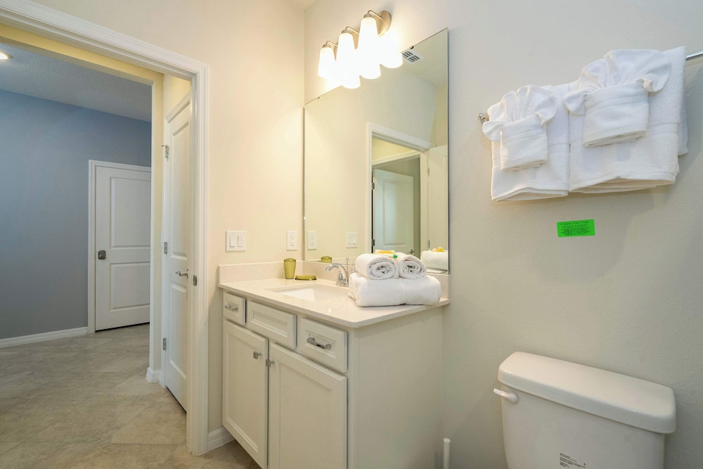 Magical 5BR w Pool Minutes From Disney 16140