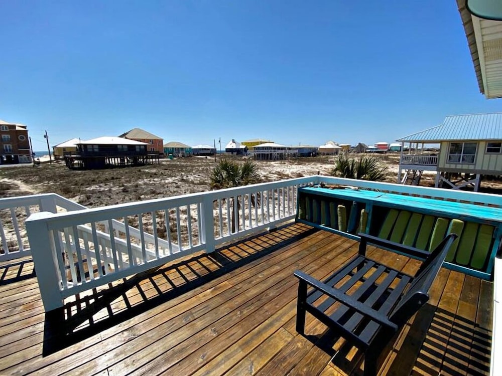 Pelican's Rest Beach House