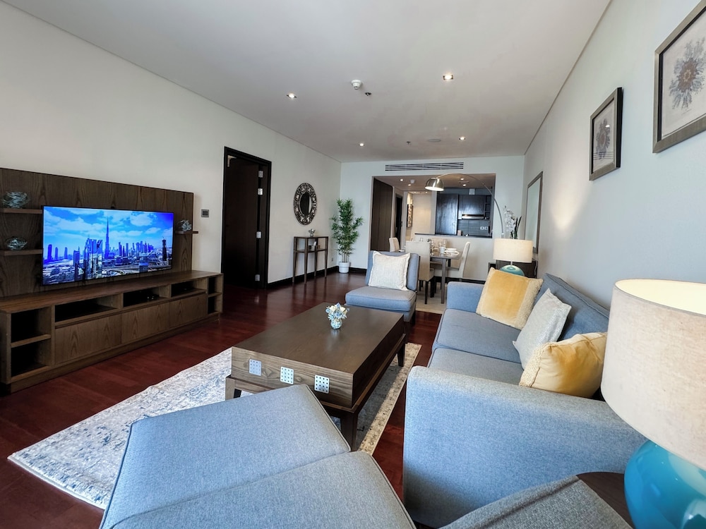 Resort Apartments - Royal Amwaj North