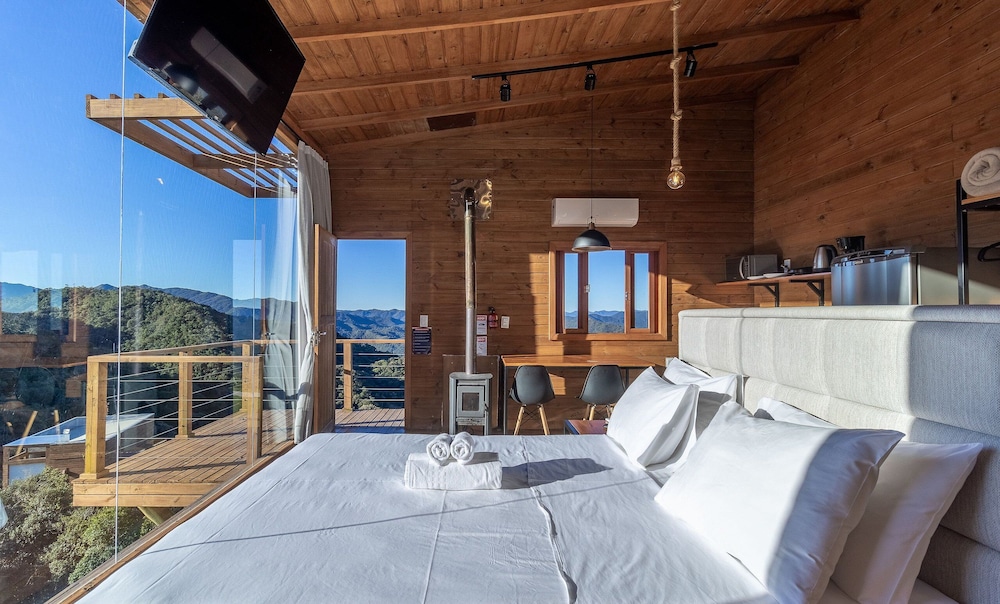 Chalet in Mountains With Magnificent Views Vst017