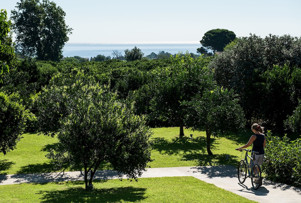 Zash Country Boutique Hotel